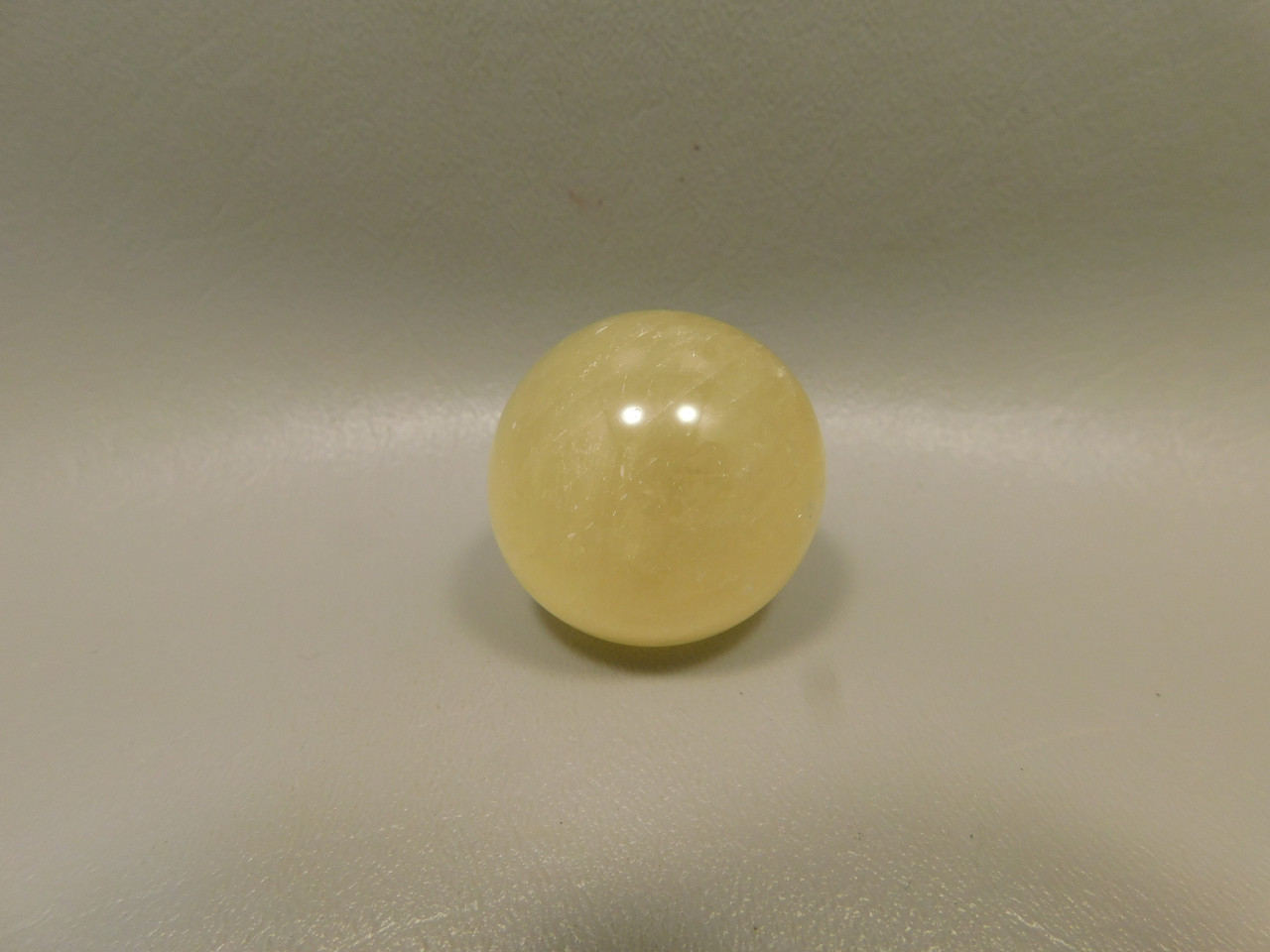Honey Calcite Stone 1.4 inch Sphere Rock 35 mm Crystal Ball #O19