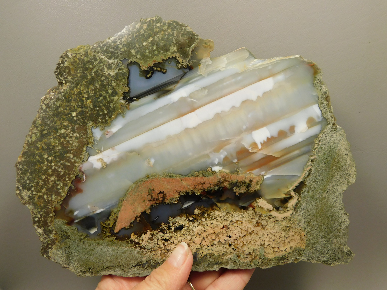 Lucky Strike Mine Thunderegg Agate Polished Stone #O200