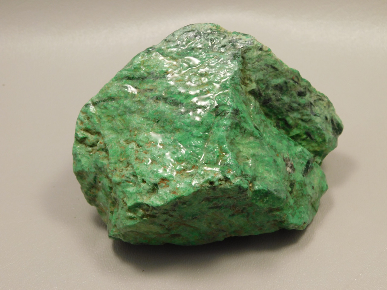 Maw Sit Sit Unpolished Lapidary Rough Rock Green Jade #O1
