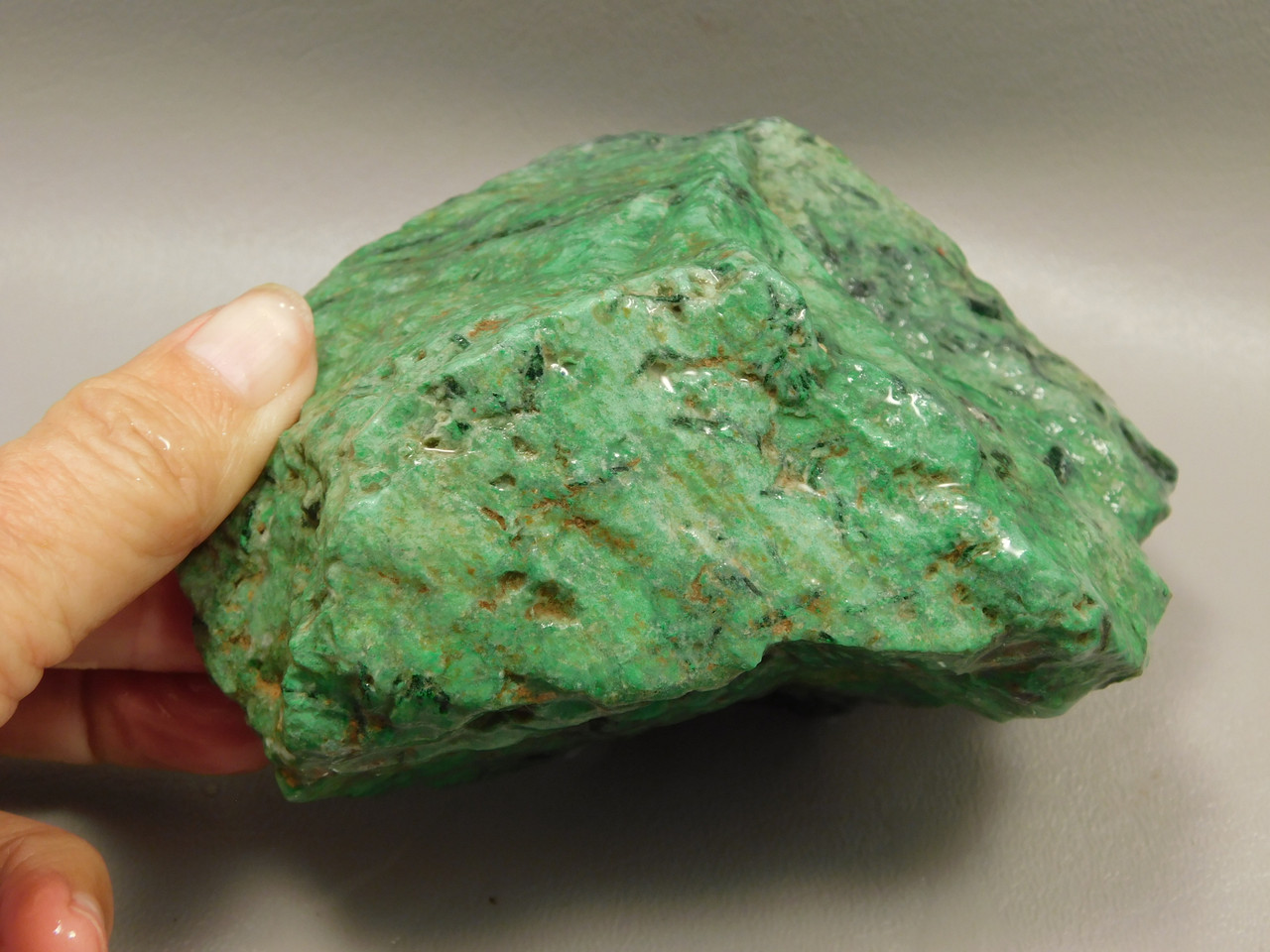 Maw Sit Sit Unpolished Lapidary Rough Rock Green Jade #O1