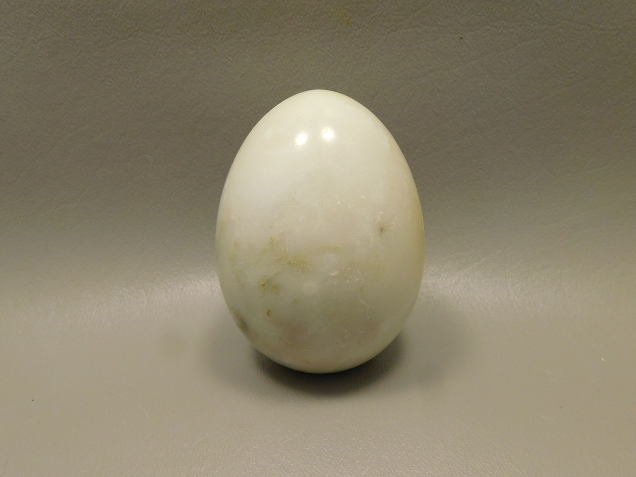 White Marble Stone Egg 2.83 inch California Rock #O11