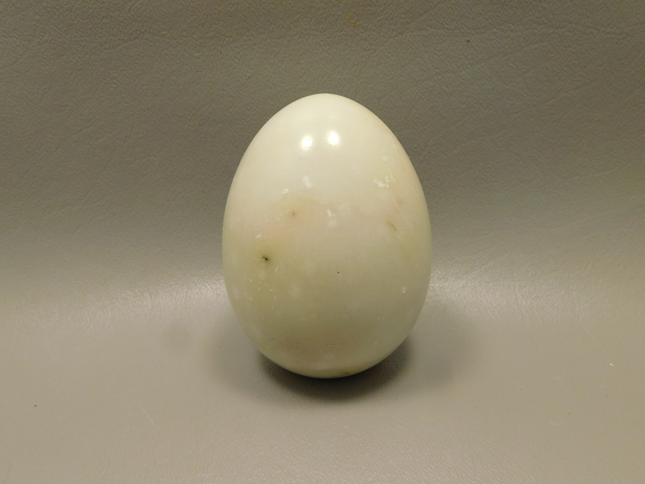 White Marble Stone Egg 2.83 inch California Rock #O11