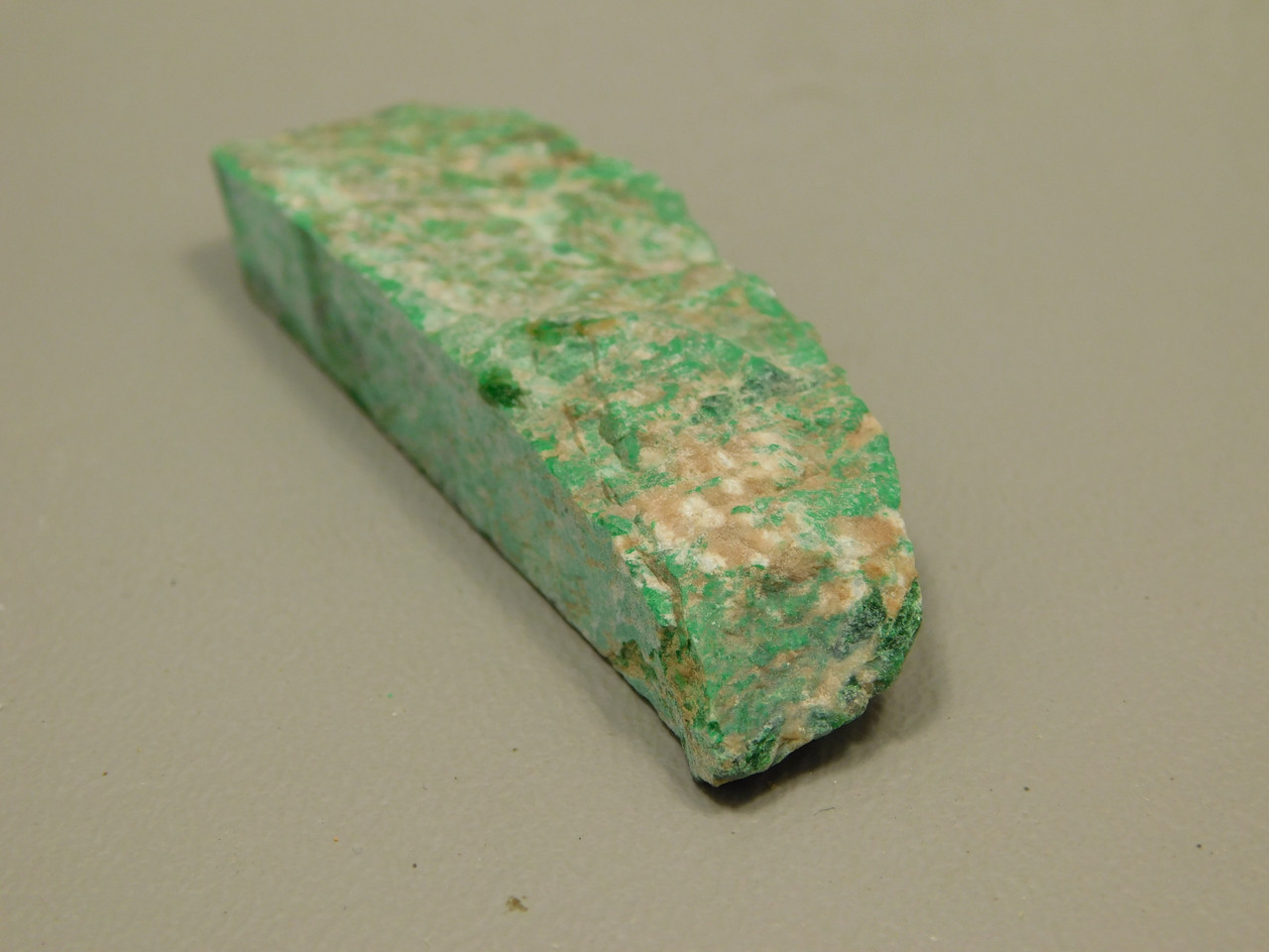 Maw Sit Sit Unpolished Stone Green Jade Small Rock #O11