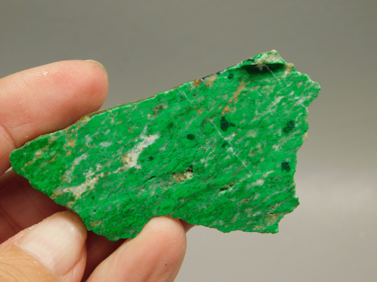 Maw Sit Sit Unpolished Stone Green Jade Small Rock #O13