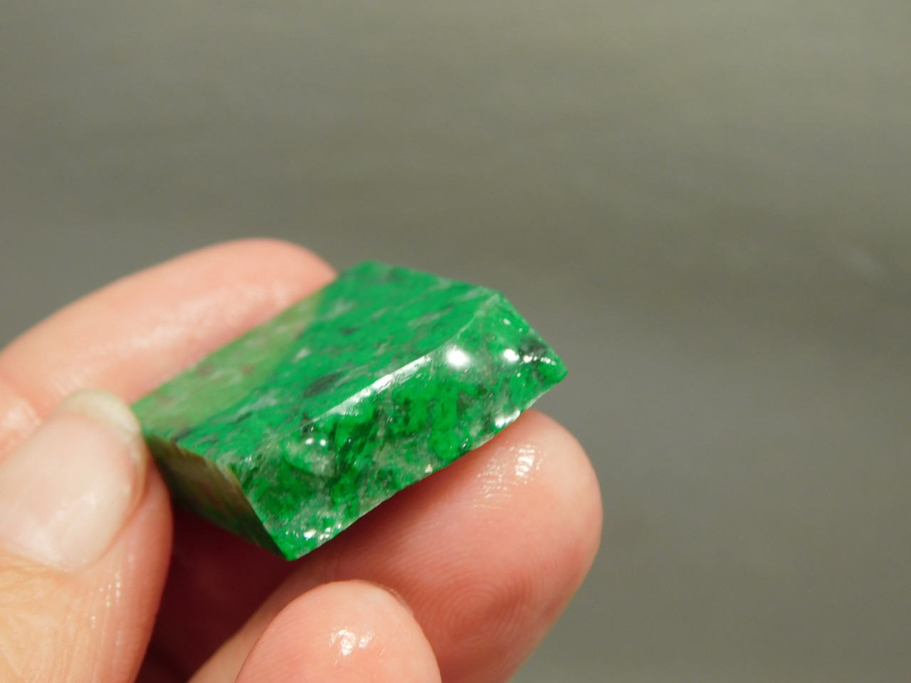 Maw Sit Sit Unpolished Stone Slab Green Jade Small Rock #O13