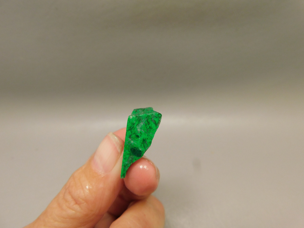 Maw Sit Sit Unpolished Stone Slab Green Jade Small Rock #O14