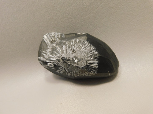 Chrysanthemum Stone 3.2 inch Palm Worry Stone Natural Rock #O16