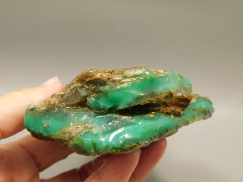 Chrysoprase or Chrysophrase Green Lapidary Rough Rock #O1