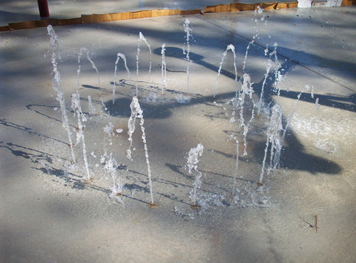 - Constructed of stainless steel material.
- Nozzle: Brass material