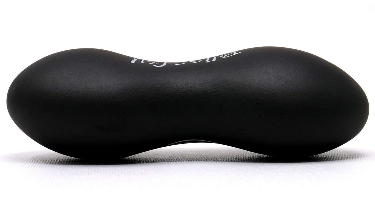 BLISSFUL SYNERGY STONE Basalt Natural-Matte Hot Stone Massage Tool