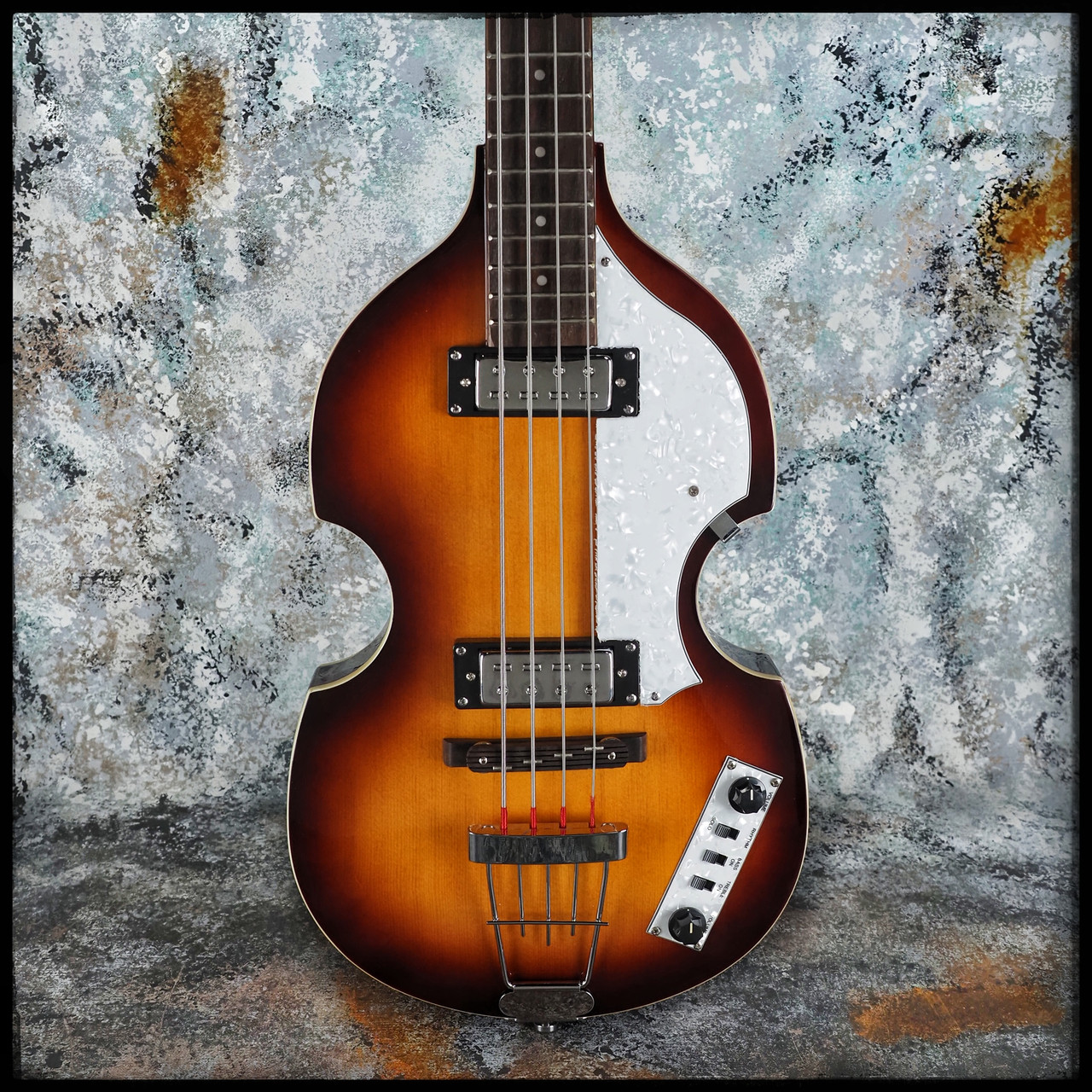 Hofner B-Bass Hi Series - El Diablo Amps & Guitars