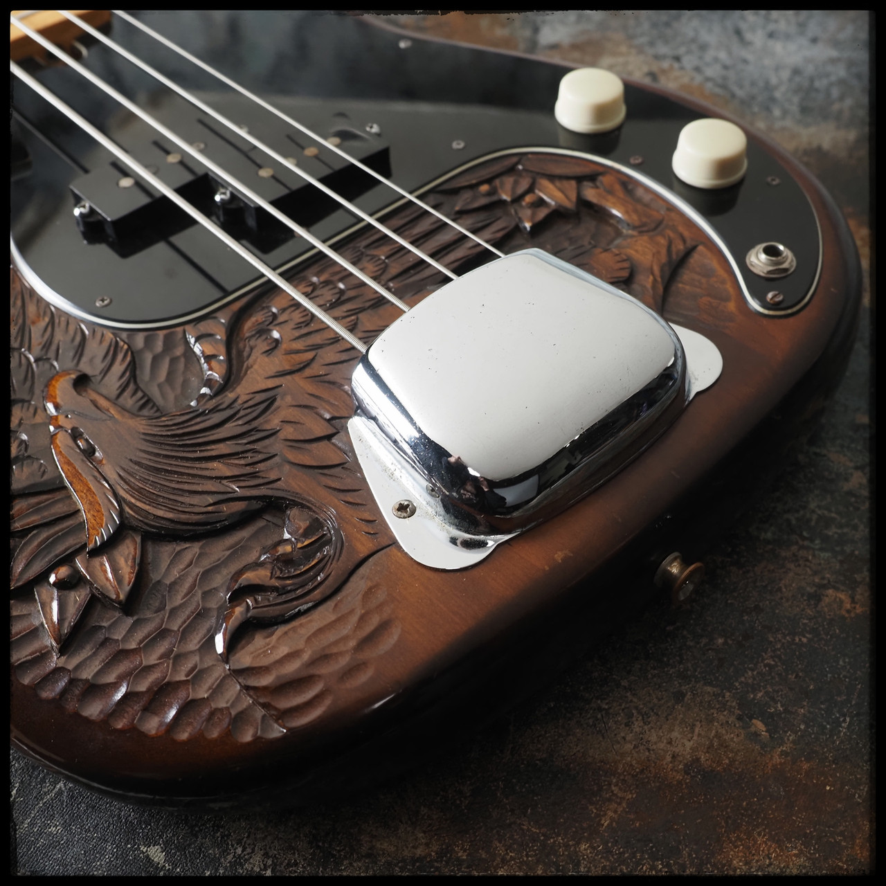 Univox Bicentennial Eagle Model Bass - 1970s - El Diablo Amps
