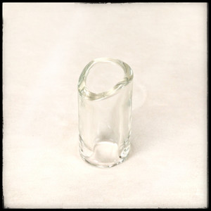 The Rock Slide Small Clear Glass - 17.5mm x 48mm - Ring Size 6-8