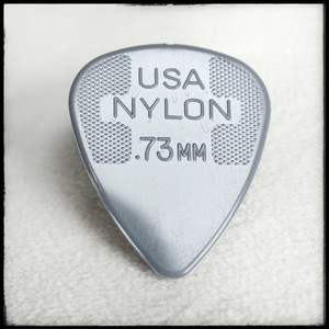 Jim Dunlop NYLON STANDARD PICK .73MM (12 Pack) Jim Dunlop NYLON STANDARD PICK .73MM (12 Pack)