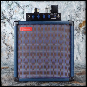 ToneTron Full Five - Fliptop 1x10" Combo ToneTron Full Five - Fliptop 1x10" Combo