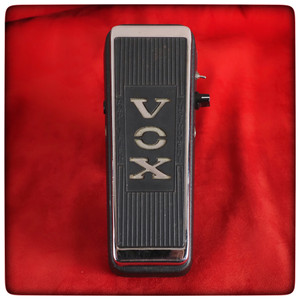 Vox V847 Wah Wah - Keeley Mod w/ Stompin' Ground Bottom Plate Vox V847 Wah Wah - Keeley Mod w/ Stompin' Ground Bottom Plate