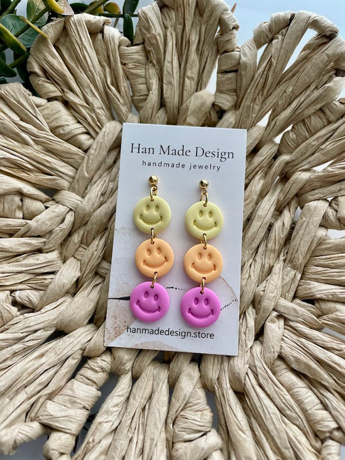 Smiley Face Stack (Yellow/Orange/Pink) Smiley Face Stack (Yellow/Orange/Pink)