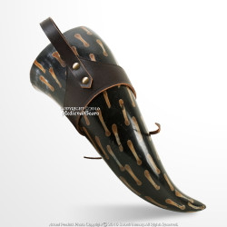 BOS TAURUS Cow Horn Medieval Burn Effect Drinking Cup w/ Leather Frog Holder