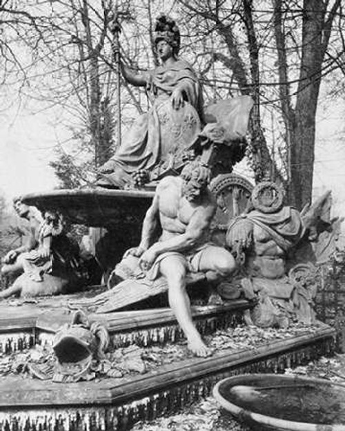 Atget Eugene Versailles, 1904   Triumphant Francia da Jean Baptiste Tuby museo cm68X54 Immagine su CARTA TELA PANNELLO CORNICE Verticale