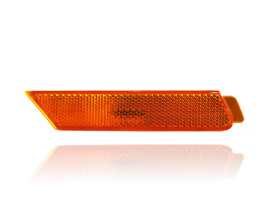 Side Marker Light Assembly For 92246244 10-15 Chevrolet Camaro Coupe, 11-15 Convertible Without Tow Hook - Right Hand - Passenger, NSF Side Marker Light Assembly For 92246244 10-15 Chevrolet Camaro Coupe, 11-15 Convertible Without Tow Hook - Right Hand - Passenger, NSF