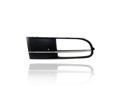 Fog Light Cover - Compatible/Replacement for '12-16 VW Volkswagen Beetle Coupe, 13-16 Beetle Convertible - Chrome/Black - Right Hand - Passenger - 5C5854662C9B9 Fog Light Cover - Compatible/Replacement for '12-16 VW Volkswagen Beetle Coupe, 13-16 Beetle Convertible - Chrome/Black - Right Hand - Passenger - 5C5854662C9B9