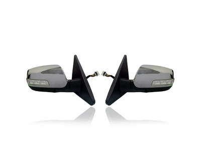 Door Mirror - Compatible/Replacement for '14-15 Kia Sorento - Powered, With Blind Spot, Chrome - Pair, Left Driver + Right Passenger Set - 876201U720, 876101U720 Door Mirror - Compatible/Replacement for '14-15 Kia Sorento - Powered, With Blind Spot, Chrome - Pair, Left Driver + Right Passenger Set - 876201U720, 876101U720