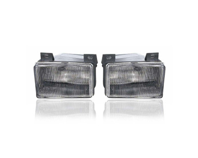 Fog Light - Compatible/Replacement for '00-04 Volvo S40 V40 - Pair, Left Driver + Right Passenger Set - 308652726, 308652718 Fog Light - Compatible/Replacement for '00-04 Volvo S40 V40 - Pair, Left Driver + Right Passenger Set - 308652726, 308652718