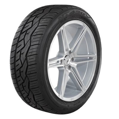 NT420V - 275/45R20, 110 V, XL, 20in(Rim), 29.76in(Tire), Max Load: 2337lb, Load and Speed Rating: 110 V, Load Range: XL - 4981910521082
