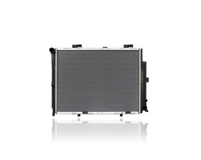 Radiator For 2069 95-96 Mercedes Benz W210 E300D E-Class, 97-98 E420, 98-99 E430 Automatic - Plastic Tank, Aluminum Core