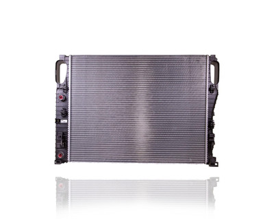 Radiator For 2906 03-06 Mercedes-Benz E500 Sedan Wagon, 06-06 CLS500 5.0L - Plastic Tank, Aluminum Core Radiator For 2906 03-06 Mercedes-Benz E500 Sedan Wagon, 06-06 CLS500 5.0L - Plastic Tank, Aluminum Core