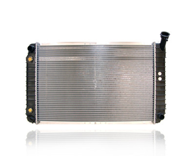 Radiator For 92-96 Oldsmobile Cutlass Ciera V4 2.2L/2.5L Gas-Only - Plastic Tank Aluminum Core - 52461717