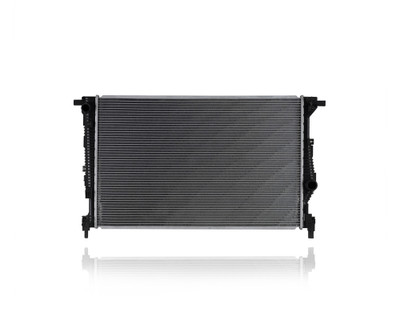 Radiator Compatible/Replacement for '19-22 Jeep Cherokee 3.2 Liter Standard/Heavy-Duty - Plastic Tank, Aluminum Core - 68291177AA Radiator Compatible/Replacement for '19-22 Jeep Cherokee 3.2 Liter Standard/Heavy-Duty - Plastic Tank, Aluminum Core - 68291177AA