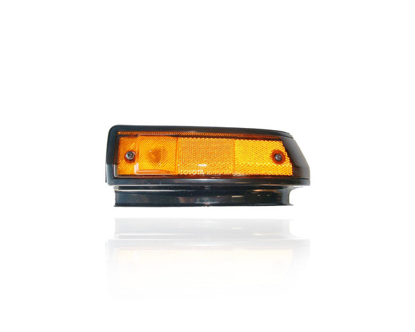 Side Marker Light Assembly - Compatible/Replacement for '86-87 Toyota Corolla Coupe/Hatchback - Front - Right Hand - Passenger - 8173012182 - OEM
