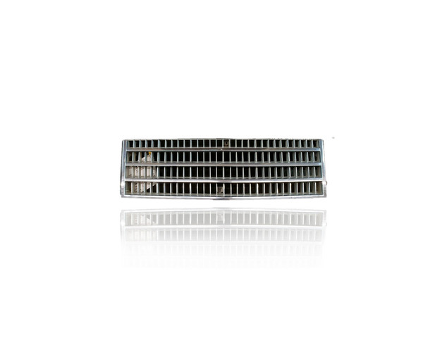 Grille - Compatible/Replacement for '83-84 Ford LTD (Exclude LX Package) - Chrome/Argent - E3DZ8200A