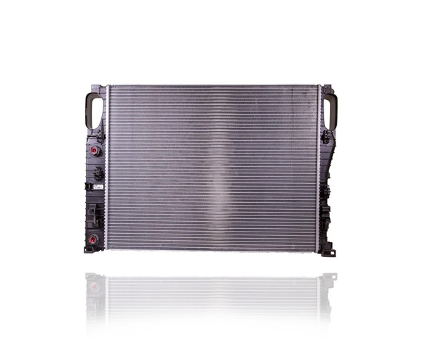 Radiator For 2906 03-06 Mercedes-Benz E500 Sedan Wagon, 06-06 CLS500 5.0L - Plastic Tank, Aluminum Core