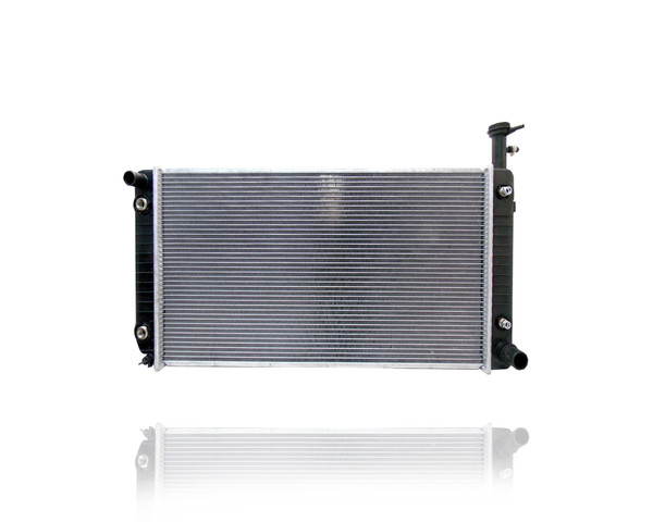 Radiator For 2866 05-08 Chevrolet Express GMC Savana 8Cy 4.8/6.0L - Plastic Tank, Aluminum Core