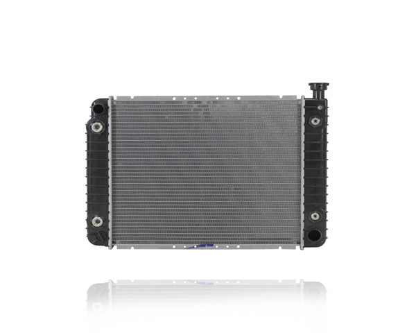 Radiator For 677 88-91 Chevrolet GMC Pickup 6Cy 4.3L - With External Oil Cooler, Plastic Tank Aluminum Core, 1-Row