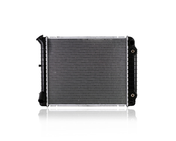 Radiator For 950 82-84 Chevroler Camaro Pontiac Firebird Transam V6/2.8L