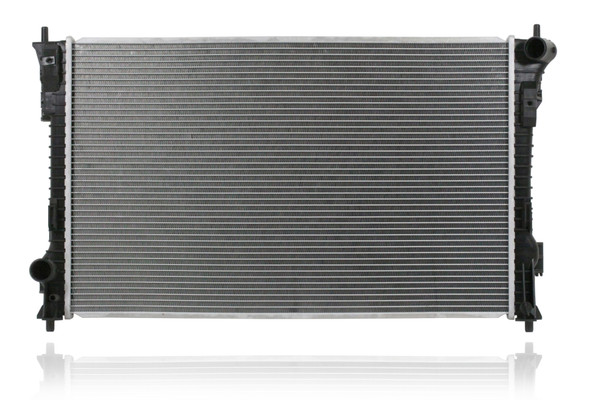 Radiator For 13-19 Ford Taurus Police V6 3.5L AWD, 13-19 Taurus - With Engine Oil Cooler, Plastic Tank Aluminum Core - DG1Z8005D
