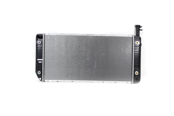 Radiator For 2713 03-04 Chevrolet Express Savana 8Cy 4.8/6.0L (1st-Design) - Plastic Tank Aluminum Core