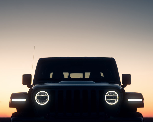 Headlights: Halogen vs LED vs HID, which is which?