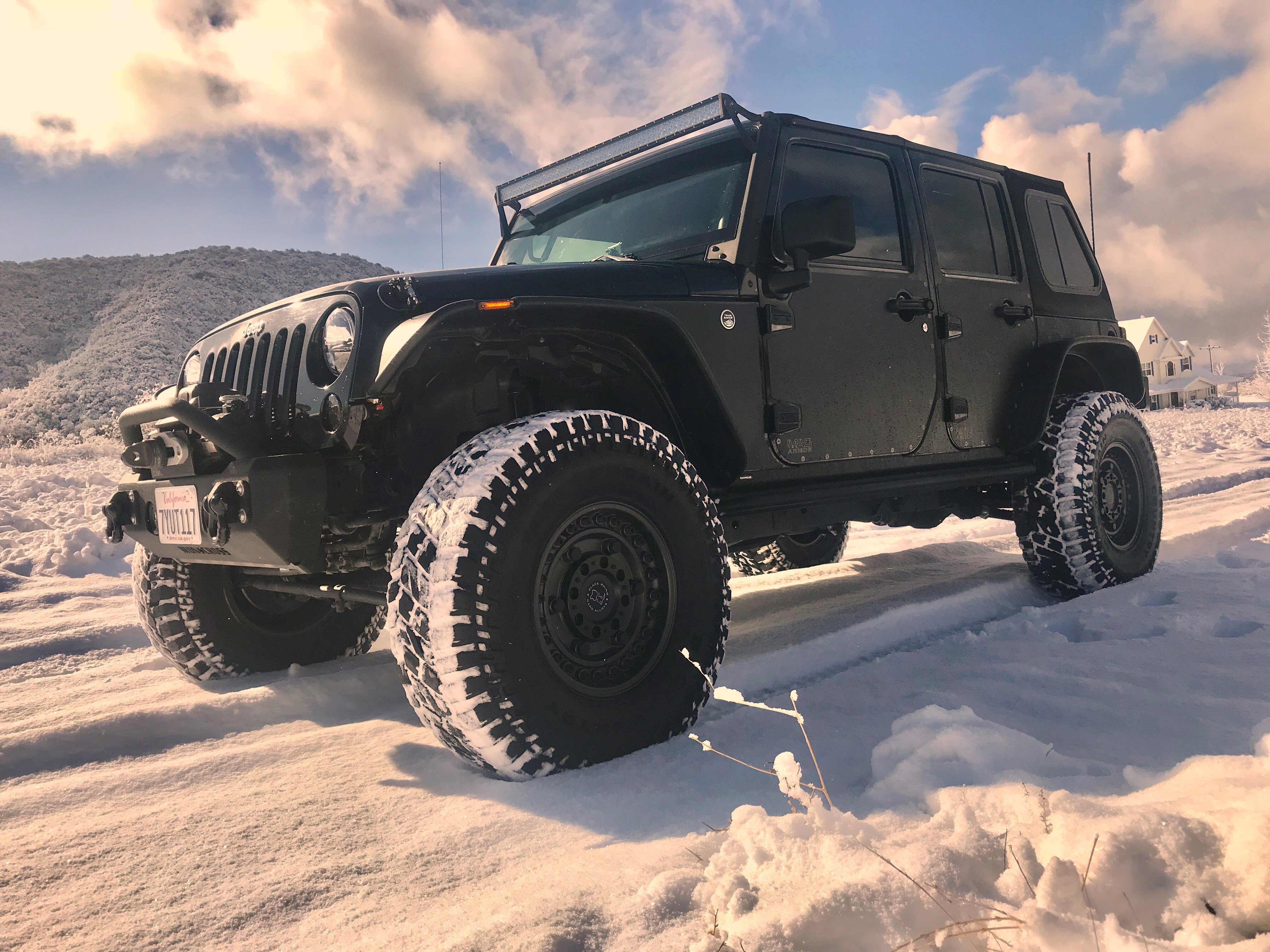 Black Rhino Wheels hero
