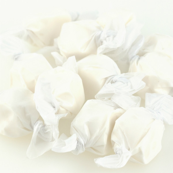 white taffy, not suitable for vending machines, wedding-candy-bar-260417