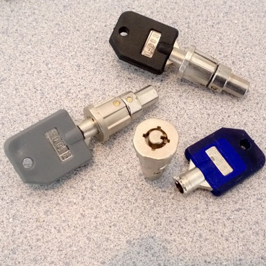 Bulk Vending Machine Lock with 1/4 Thread for Northwestern, AA Global