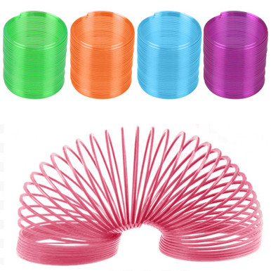 ブルームバーグ　スリンキー springy_slink__34543.