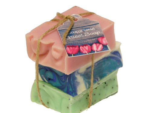 Guest Soap Gift Packs Mixed Bundle, average weight per bundle 120g to 135g.
Perfect to have on hand when guests arrive or for travelling and so much nicer than the commercial soaps. They also make a nice little thankyou gift.