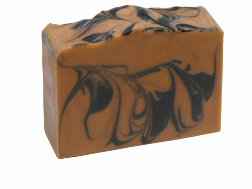 Leather and Oudh Soap.
A warm and intoxicating scent with distinct leather notes and rich spices.