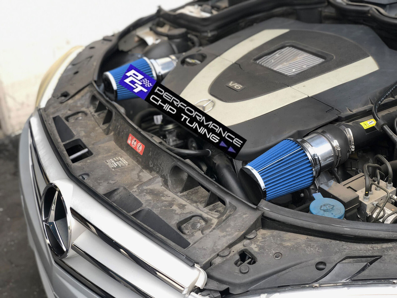 Air Intake Kit mit Sport Luftfilter Blau für Mercedes W204 C300