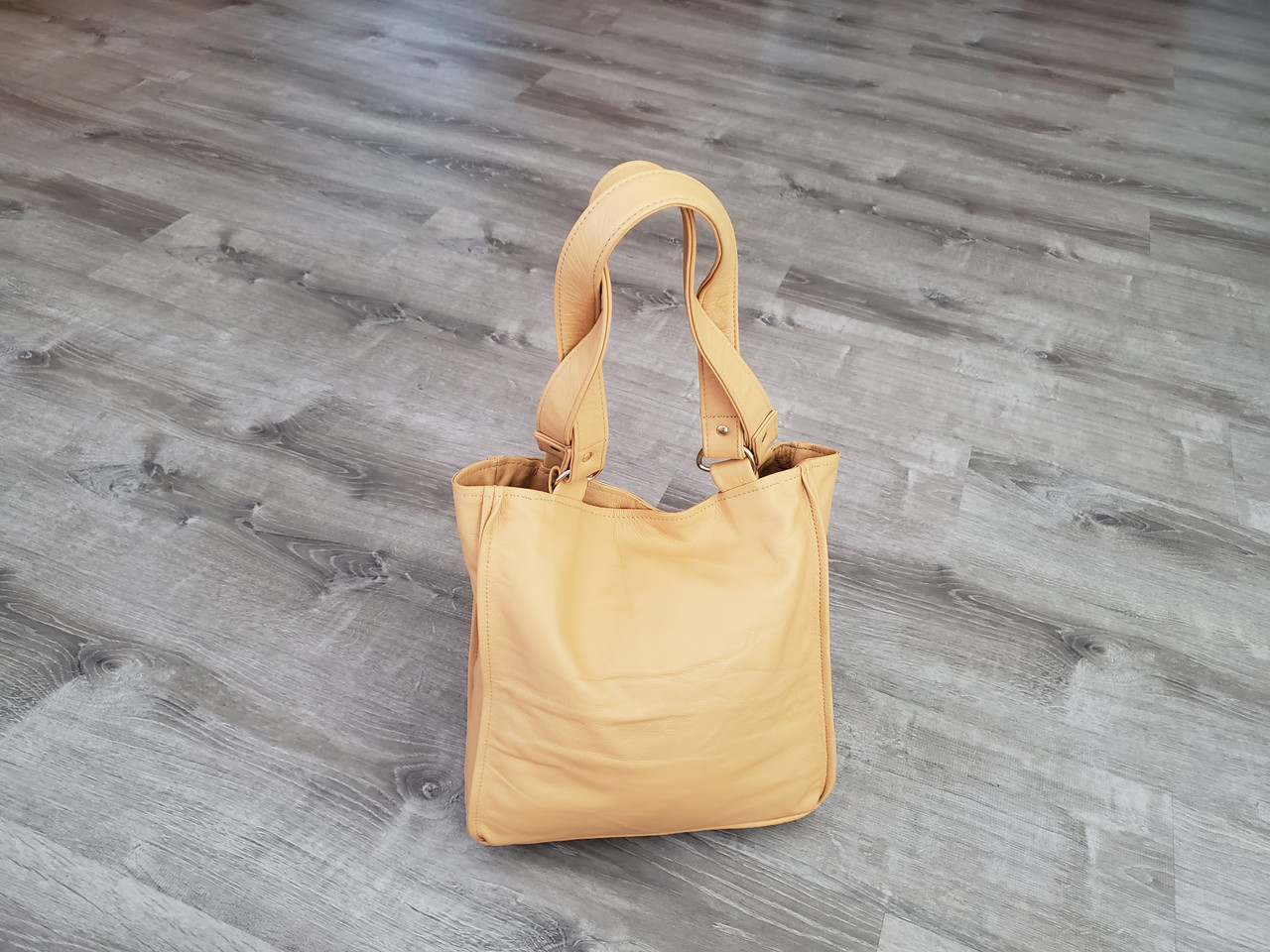 TOTE BAGS – Urai