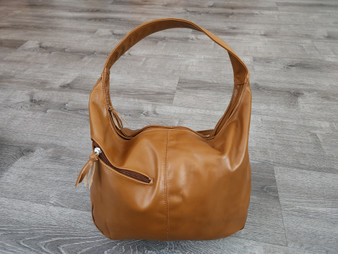 Brown leather bag in hobo style, medium size